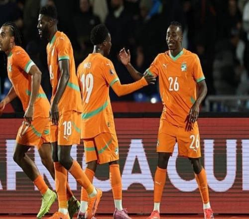 激战正酣,负悬念重重,谁能拨开排,FB体育平台,FB体育官方网站,FB体育登录入口,FB体育app下载